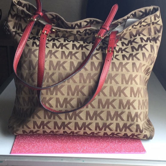 Michael kors bag - Picture 3 of 6